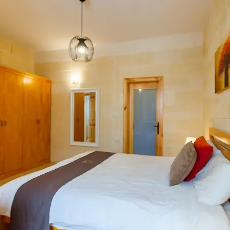 Nadurija, So Gozitan + Pool - Happy * Nadur