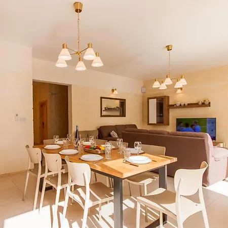 Vakantiehuis Nadurija, So Gozitan + Pool - Happy *