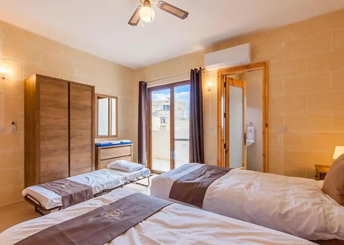 Nadurija, So Gozitan + Pool - Happy