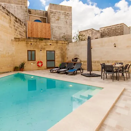 Nadurija, So Gozitan + Pool - Happy