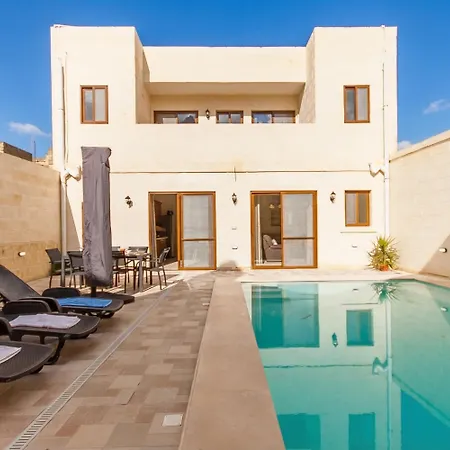 Nadurija, So Gozitan + Pool - Happy *