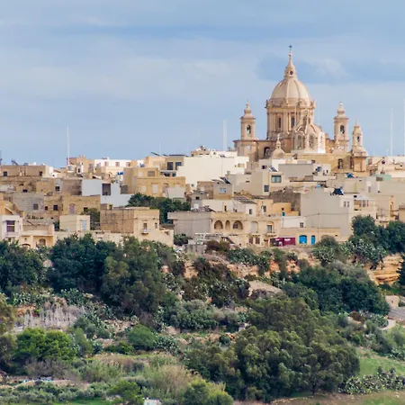Nadurija, So Gozitan + Pool - Happy