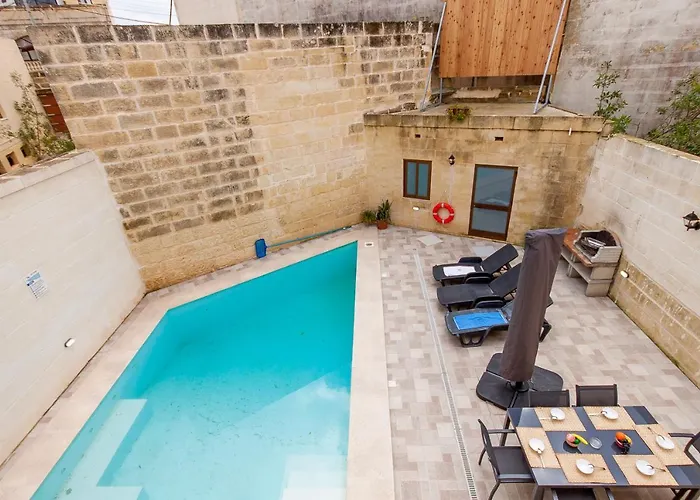 Nadurija, So Gozitan + Pool - Happy Dom wakacyjny