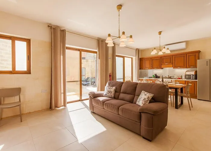 Nadurija, So Gozitan + Pool - Happy